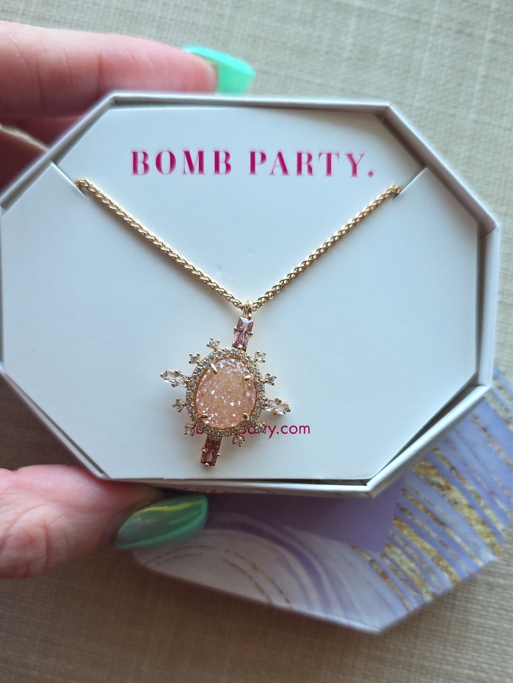 BP BOMB PARTY- Icelandic Dreams Retro Gold Necklace